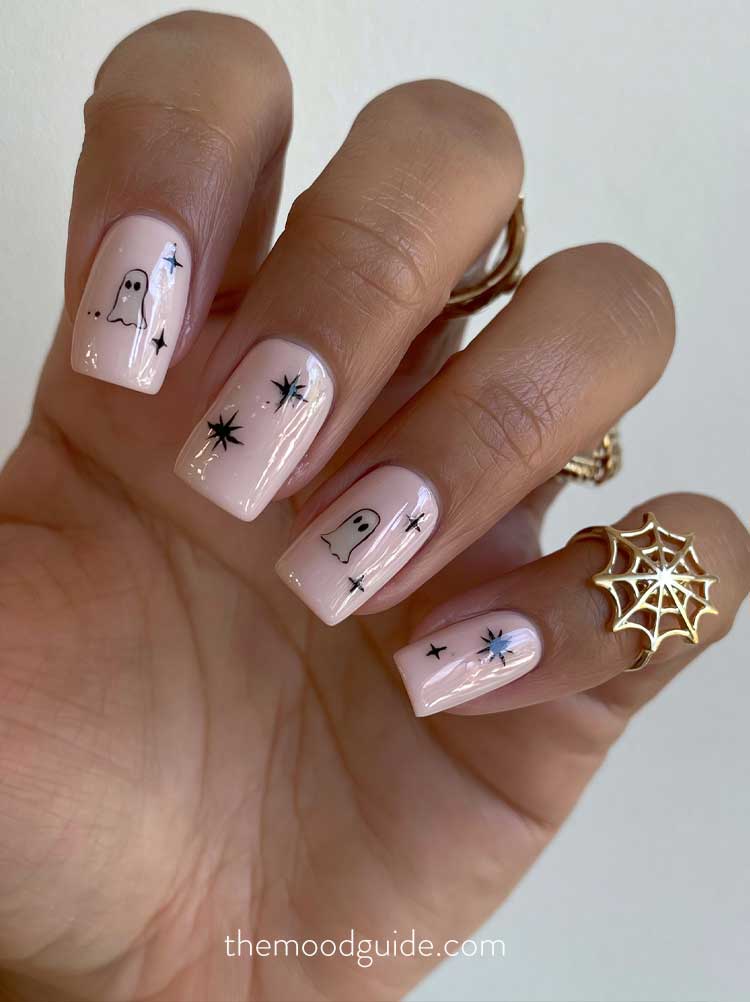Cute Halloween Nails to Copy in 2025