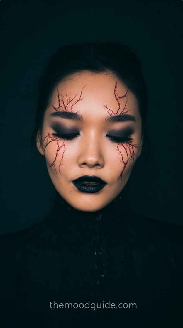 vampire makeup idea for halloween