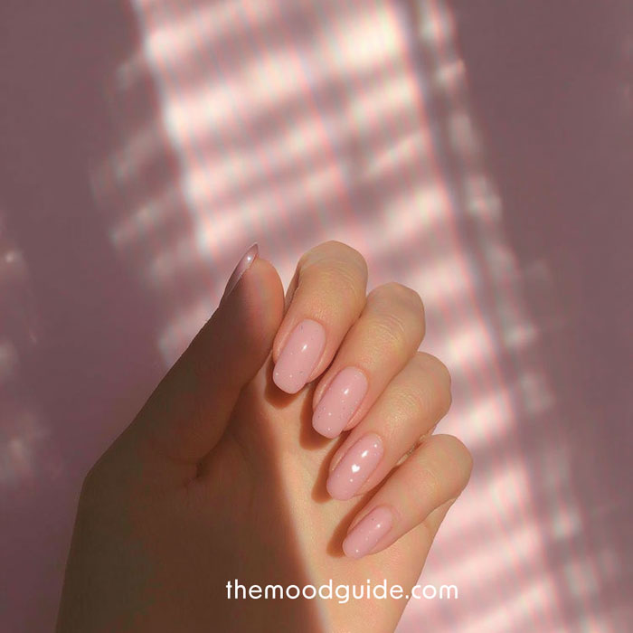 glossy soft pink minimal aesthetic valentines nails