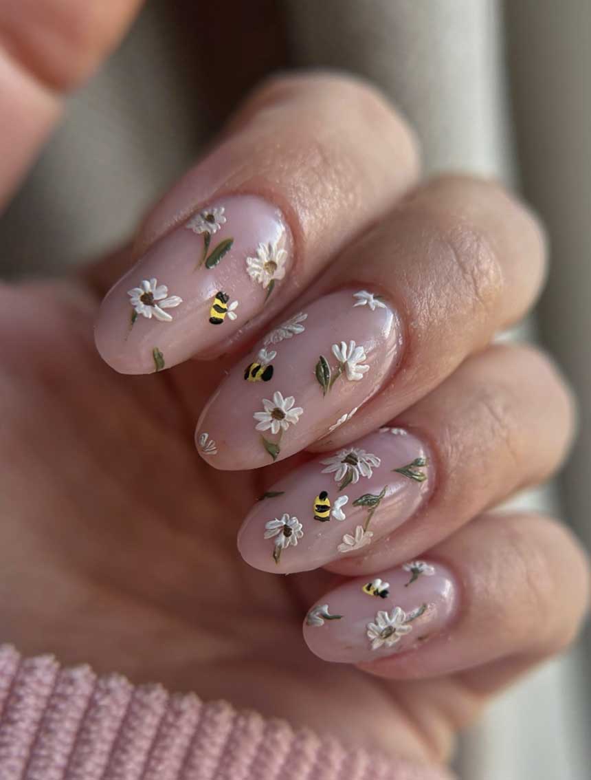 bee nails for spring 2026 textured